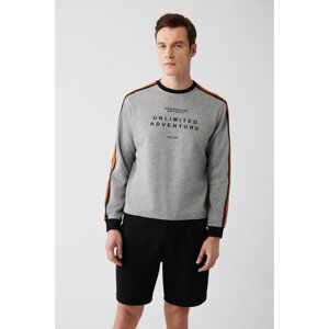 Avva Men's Gray Easy-Iron Crew Neck Shoulder Stripe Printed Standard Fit Normal Cut Sweatshirt
