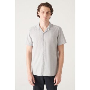 Avva Men's Light Gray Cuban Collar Thin Striped Short Sleeve Shirt