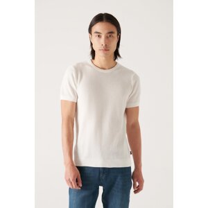 Avva Men's White Textured Slim Fit Slim Fit Knitwear T-shirt