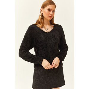 Olalook Women's Black V-Neck Bearded Soft Textured Knitwear Sweater