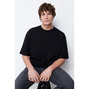 Trendyol Basic Black Men's Oversize/Wide Cut 100% Cotton Stitched Double Sleeve T-Shirt