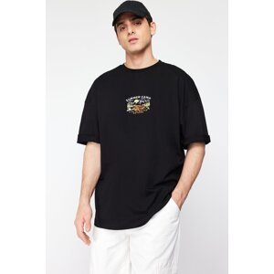 Trendyol Black Oversize/Wide Cut Short Sleeve Landscape Embroidered 100% Cotton T-Shirt