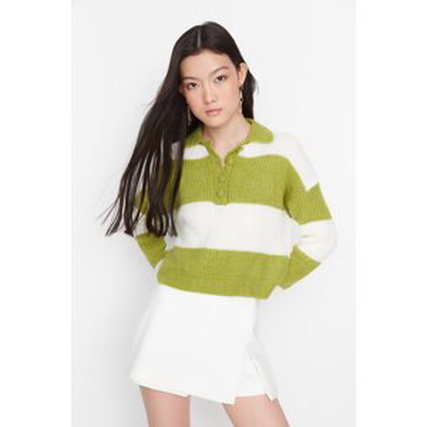 Trendyol zelený měkký texturovaný pletený svetr s barevným blokem
