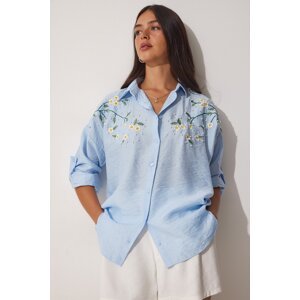 Happiness İstanbul Women's Sky Blue Pearl Embroidered Oversize Ayrobin Shirt