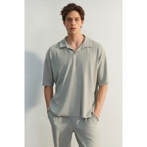 Trendyol Limited Edition Stone Oversize/Wide Texture Anti-Wrinkle Ottoman Polo Collar T-Shirt