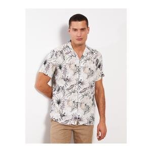 LC Waikiki Men's Comfy Fit Short Sleeve Patterned Viscose Shirt