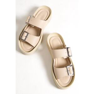 Capone Outfitters Capone Double Banded Belt Buckle Beige Wedge Heel Beige Women's Slippers