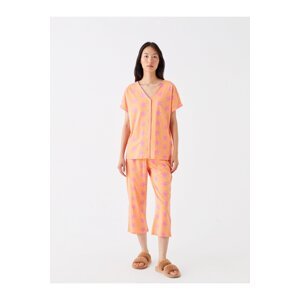 LC Waikiki V-Neck Printed Short Sleeve Women's Capris Pajamas Set