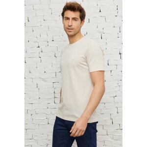 AC&Co / Altınyıldız Classics Men's Beige-white Easily Ironable Slim Fit Slim Fit Crewneck Jacquard Short Sleeved T-Shirt.