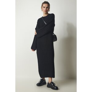 Happiness İstanbul Women's Black Knitted Detailed Thick Oversize Knitwear Dress