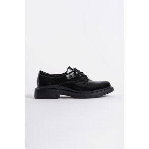 Capone Outfitters Women's Lace-Up Shoes
