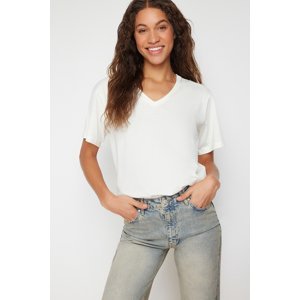 Trendyol Ecru 100% Cotton Oversize/Wide Fit V-Neck Knitted T-Shirt