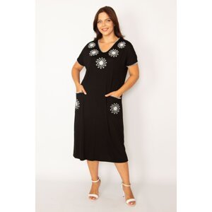 Şans Women's Plus Size Black Embroidered V-Neck Viscose Dress