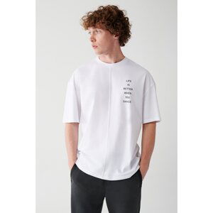 Avva Men's White Oversize 100% Cotton Crew Neck Slogan Printed T-shirt