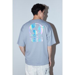 Trendyol Gray Oversize/Wide-Fit 100% Cotton Back Galaxy Hologram Printed T-shirt