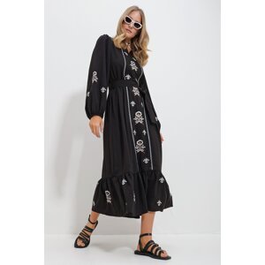 Trend Alaçatı Stili Women's Black Slit Neck Belted Embroidered Inner Lined Maxi Length Dress
