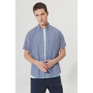 ALTINYILDIZ CLASSICS Men's White-Navy Blue Comfort Fit Wide-Fit Buttoned Collar Cotton Gingham Short Sleeve T-Shirt