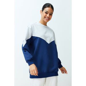 Trendyol Navy Blue Color Blocked Knitted Sweatshirt