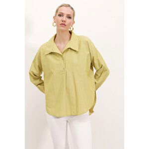 Bigdart 20215 Wide-Fit Striped Oversize Shirt - Green