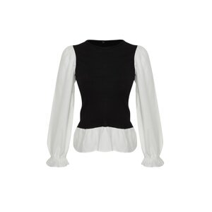 Trendyol Black Color Contrasted Woven Blouse