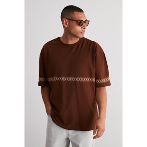 Trendyol Brown Oversize/Wide Cut Embroidered 100% Cotton T-Shirt