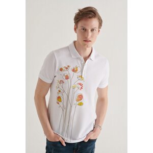 Avva Men's White Polo Neck Printed T-shirt