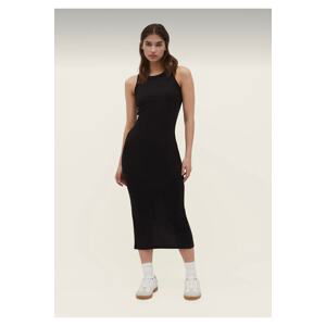 Laluvia Black Fitted Ribbed Midi Dress