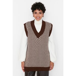 Trendyol hnědý pruhovaný pletený svetr s výstřihem do V