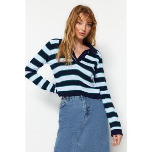 Trendyol Navy Blue Crop Pletený svetr s barevným blokem