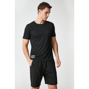 Sportovní tričko Koton s nápisem Printed Crew Neck Short Sleeved.