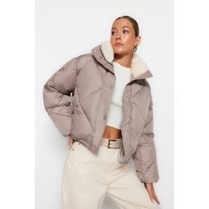 Trendyol Mink Oversize plyšový límec detailní, vodoodpudivý nafukovací kabát