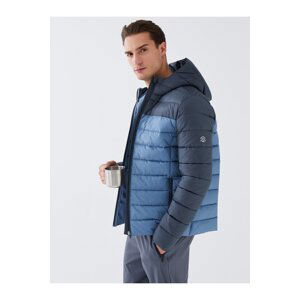 LC Waikiki Standard Fit Men's Down Jacket with a Hooded Hood.