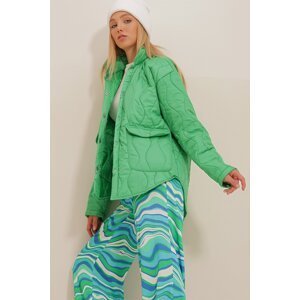 Trend Alaçatı Stili Dámský zelený dětský límec s podšívkou kapsa prošívaný kabát