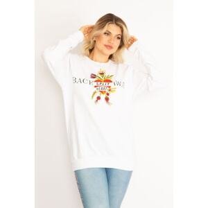 Şans Women's Plus Size White Embroidery Detail 3-Threads Sweatshirt with Rayons 65n2234
