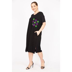 Şans Women's Black Plus Size Embroidery Detailed Low-Sleeve Dress