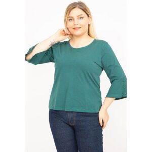 Şans Women's Green Plus Size Cotton Fabric Sleeves Capri-Sleeved Blouse with Ornamental Buttons