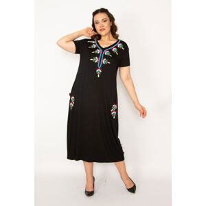 Şans Women's Plus Size Black Viscose Dress with Embroidery Detail V-neck