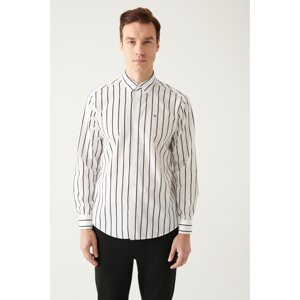 Avva Men's White Striped 100% Cotton Buttoned Collar Regular Fit Poplin Shirt