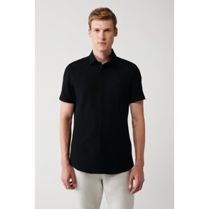 Avva Men's Black Easy-to-Iron Classic Collar Knitted Lycra Cotton Slim Fit Slim Fit Shirt with Short Sleeves.