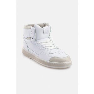 Avva Men's White High Top Flexible Sole Sneaker