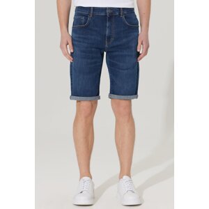 AC&Co / Altınyıldız Classics Men's Dark Blue Slim Fit Slim Fit Cotton Stretchy Denim Shorts