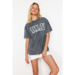 Trendyol Gray Oversize/Wide Fit Motto Printed Washed 100% Cotton Knitted T-Shirt