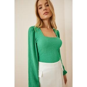 Happiness İstanbul Women's Green Square Collar Knitted Textured Blouse