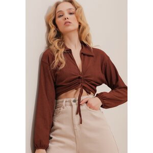 Trend Alaçatı Stili Women's Brown Polo Neck Smocked Long Sleeve Crop Knitted Blouse