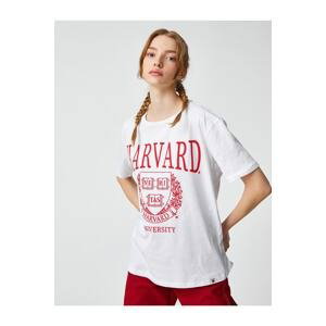 Koton tričko Harvard s licencovaným potiskem, krátkým rukávem a kulatým výstřihem.