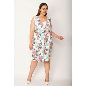 Şans Women's Plus Size Floral Print Dress with a Plain Fabric Detail, Wrapped Collar with Bone Inner Collar