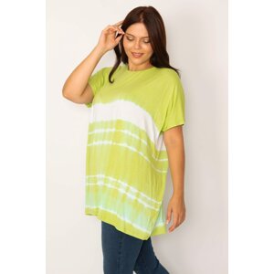Šans dámská tunika plus size s zeleným batikovaným vzorem, pohodlný střih
