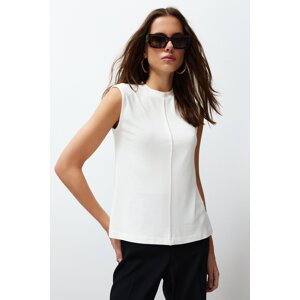 Trendyol Ecru Viscose/Soft Fabric Fitted/Sticky Knitted Blouse