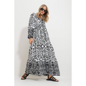 Trend Alaçatı Stili dámské černé maxi šaty s velkým límcem a šálovým vzorem