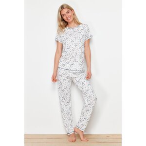 Trendyol White Galaxy Patterned Knitted Pajamas Set